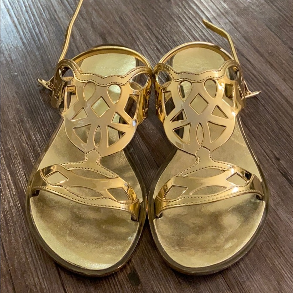 STAURT WEITZMAN GOLD SANDALS NEW